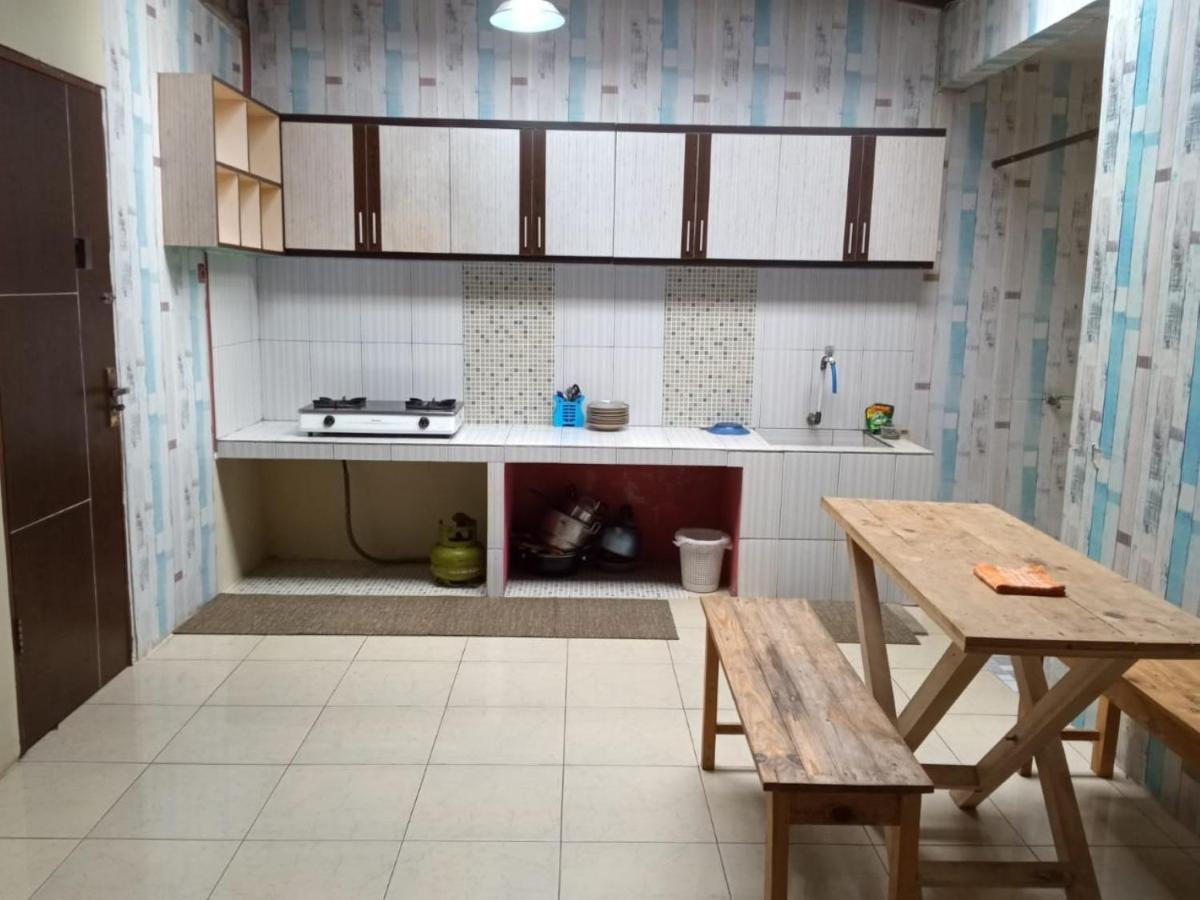 Penginapan Rudi Syariah Bantul Exterior photo